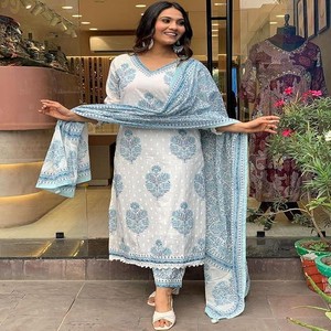 Women Cotton Block Printed Kurta Pant With Dupatta